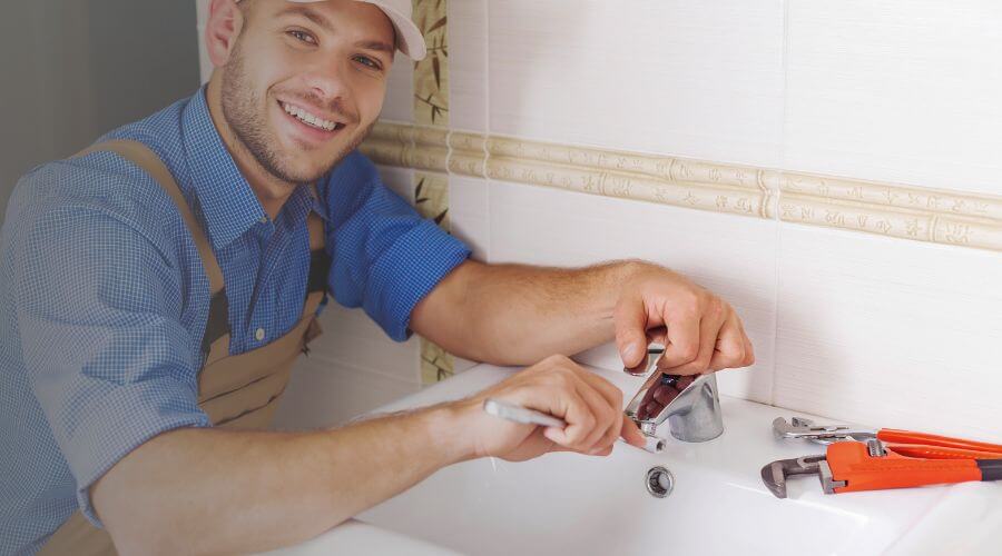 Handle or spout repair in Riverside, IL